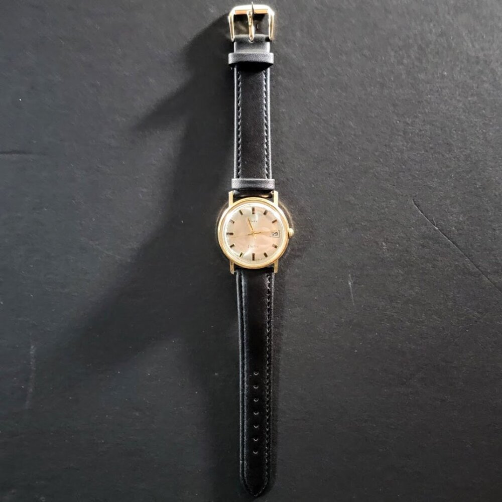 Vintage Men's Timex Electric Gold-Tone | New Battery + New Leather Strap - Picture 6 of 6